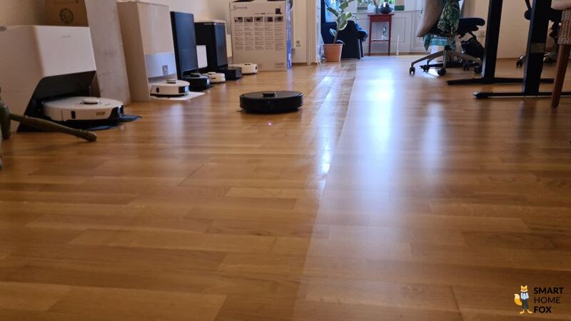 Roborock QRevo wischt Parkett